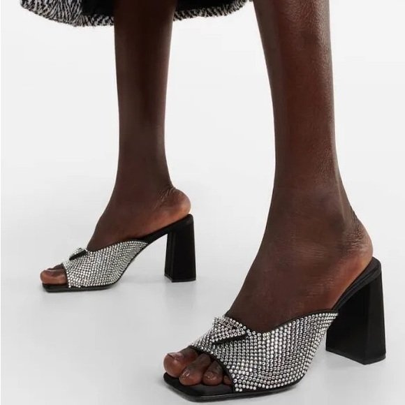 New Prada Crystal Embellished satin sandals $1,700 41 - Picture 1 of 15